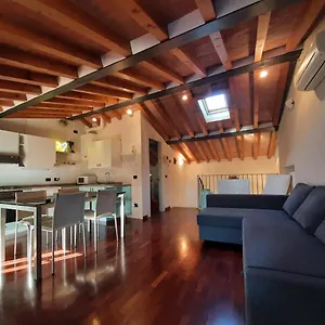 Sui Tetti Di Parma